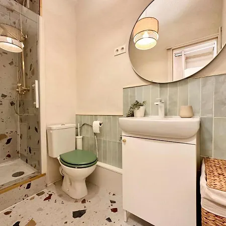 Apartman Mini Loft Avec Cinema Et Terrasse - Cap D'agde