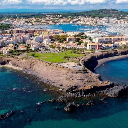 Mini Loft Avec Cinema Et Terrasse - Cap D'agde Apartman *